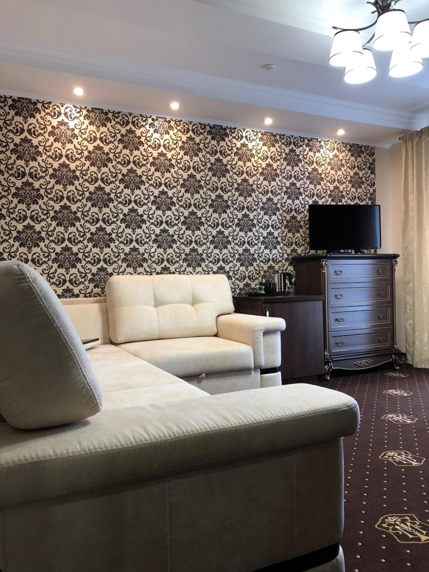 Hotel Boutique Tovmed Vinnytsia Room photo