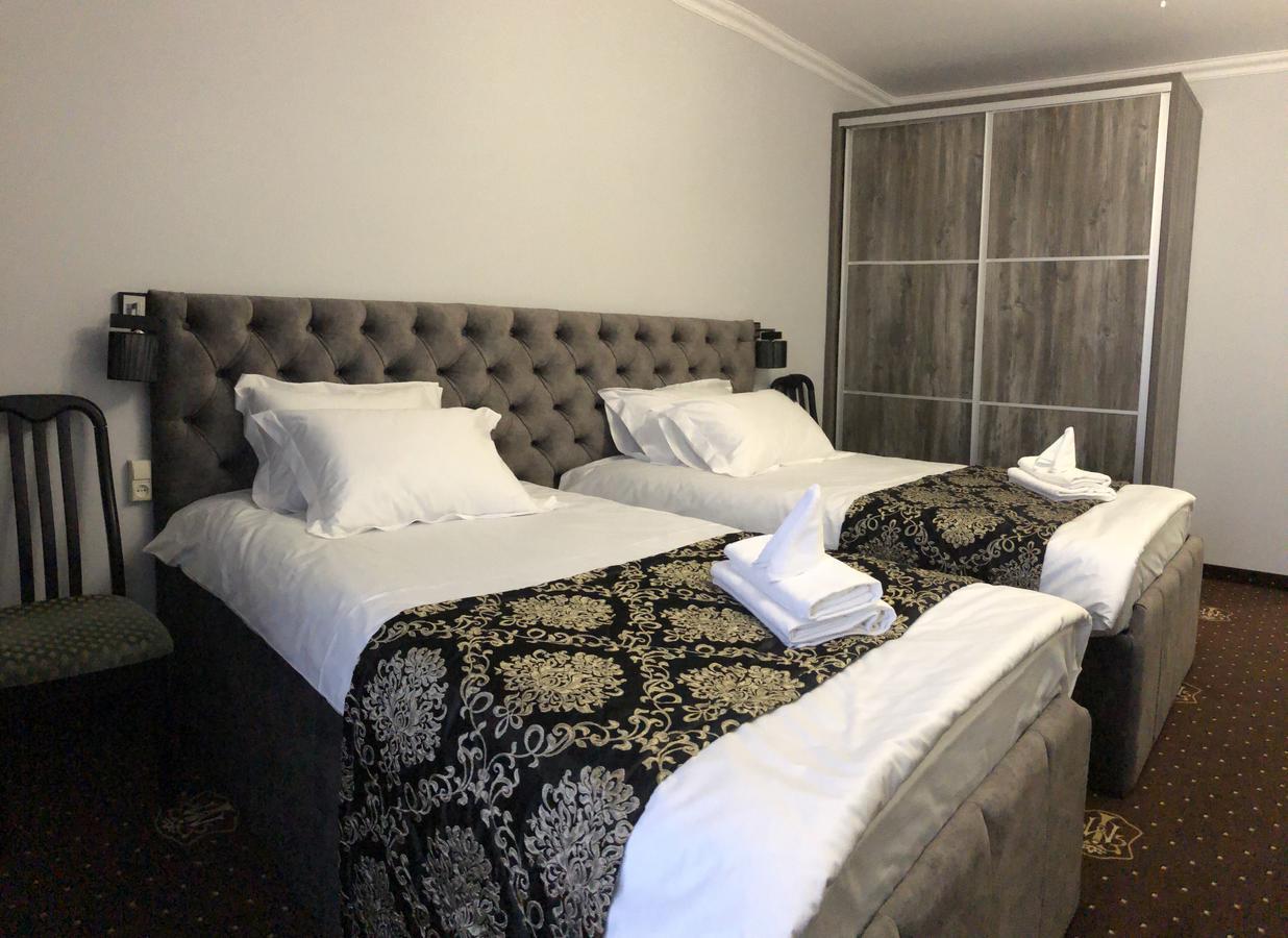 Hotel Boutique Tovmed Vinnytsia Exterior photo