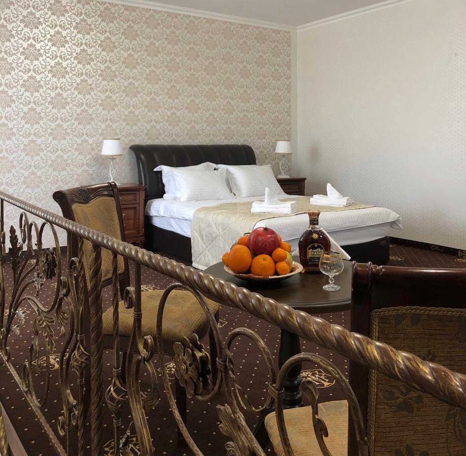 Hotel Boutique Tovmed Vinnytsia Exterior photo